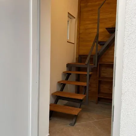 Pelini - 1 Pensionat 3*